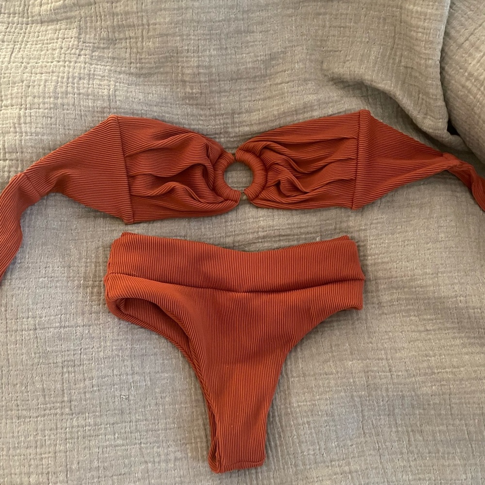 Kulani Kinis rust orange strapless bikini